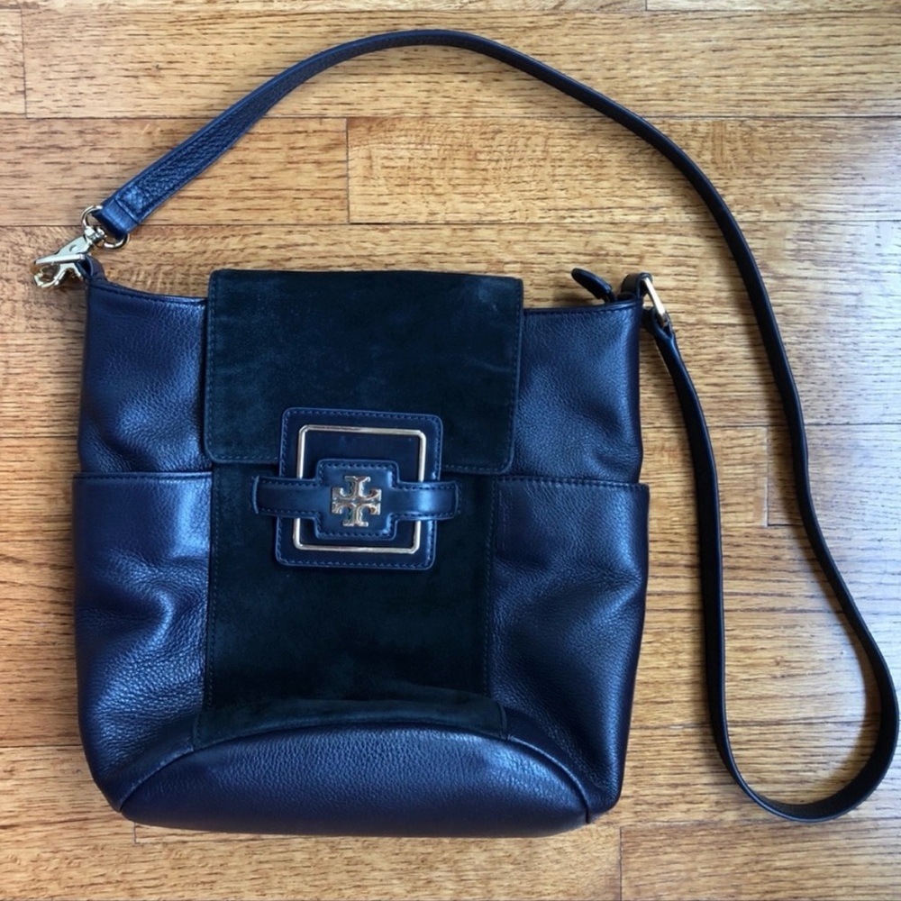 Navy Blue Tory Burch Cross Body Bucket Bag